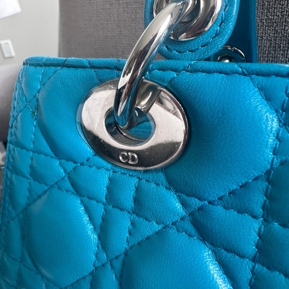 Lady Dior｜Medium Bag in Blue - Picture 4 of 12